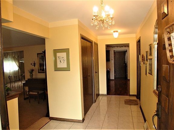 3rd image of 20557 Bensley Ave