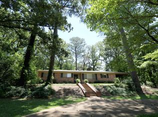 1610 Seminole Dr, Columbus, MS 39705