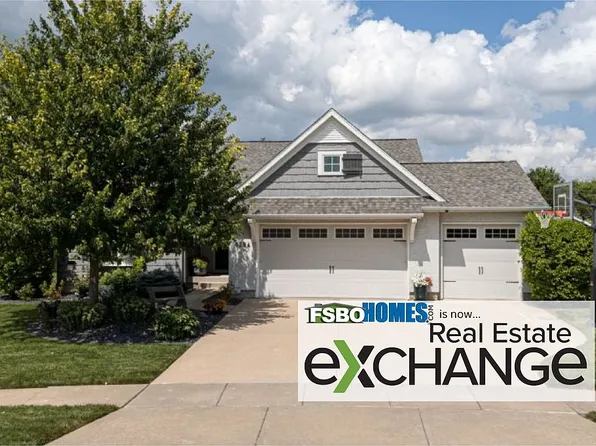6294 Wildberry Dr, Bettendorf, IA 52722