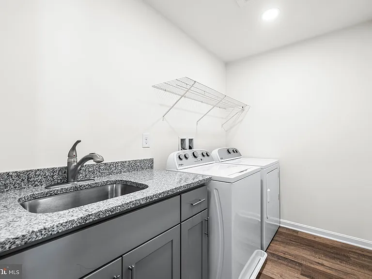 900 Gilbert Rd #3601A — Photo 23