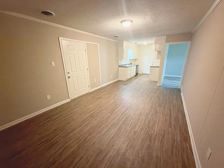 4066 Berrywood Ave — Photo 8