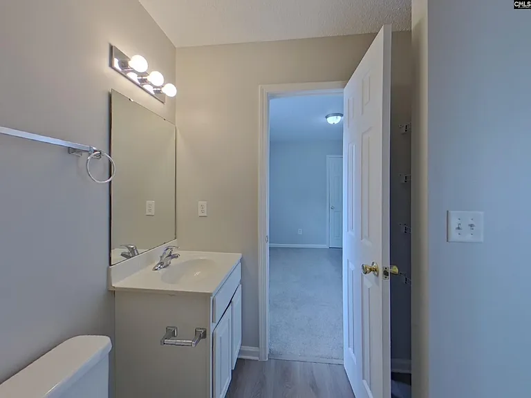 381 Valley Heights Ln — Photo 14