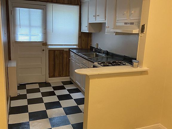 C85187F1-FF7B-441E-A270-653C7657B7E4