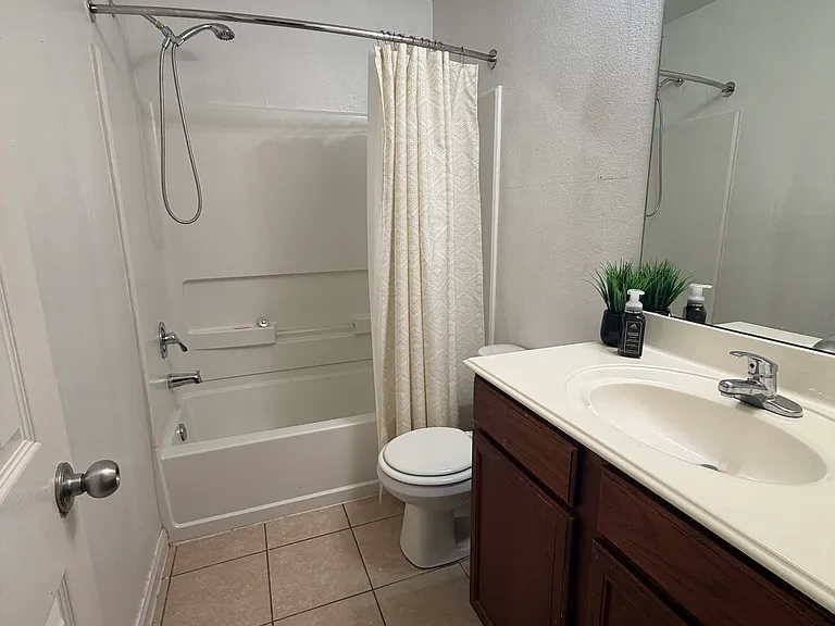 725 Lazy Crest Dr — Photo 15