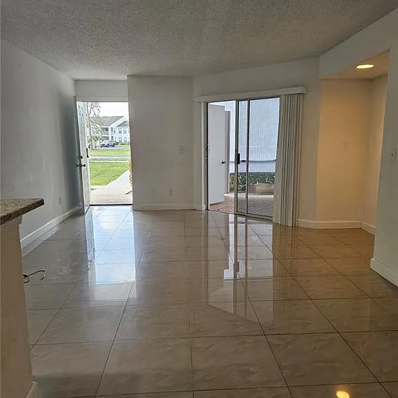 108 Santa Clara Dr #4 — Photo 4