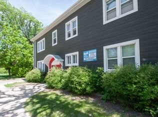 199 Overdale St #1, Winnipeg, MB R3J 2G2