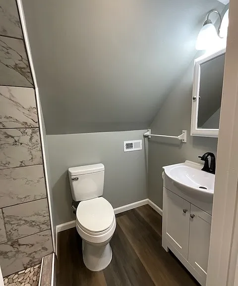 Upstairs Bathroom