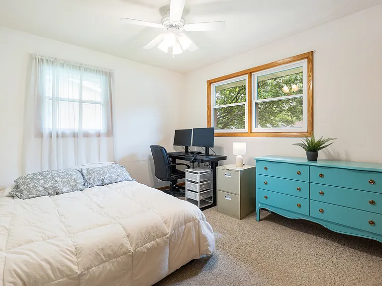 1732 Tamarack Ln — Photo 15
