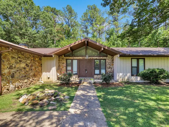 415 N Cummings St, Fulton, MS 38843