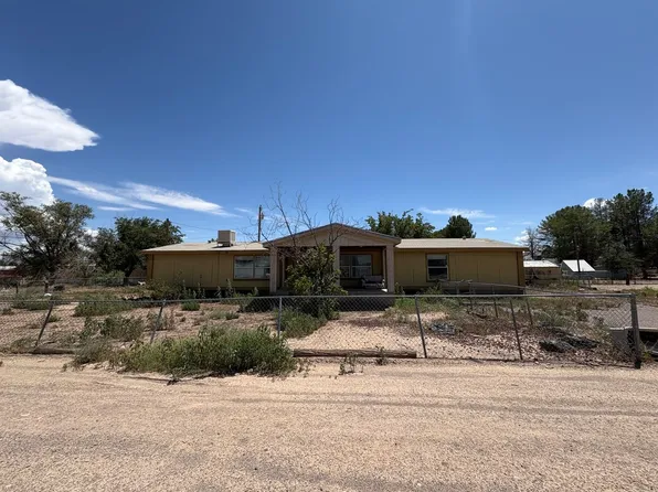 819 Swartz Rd, Las Cruces, NM 88007