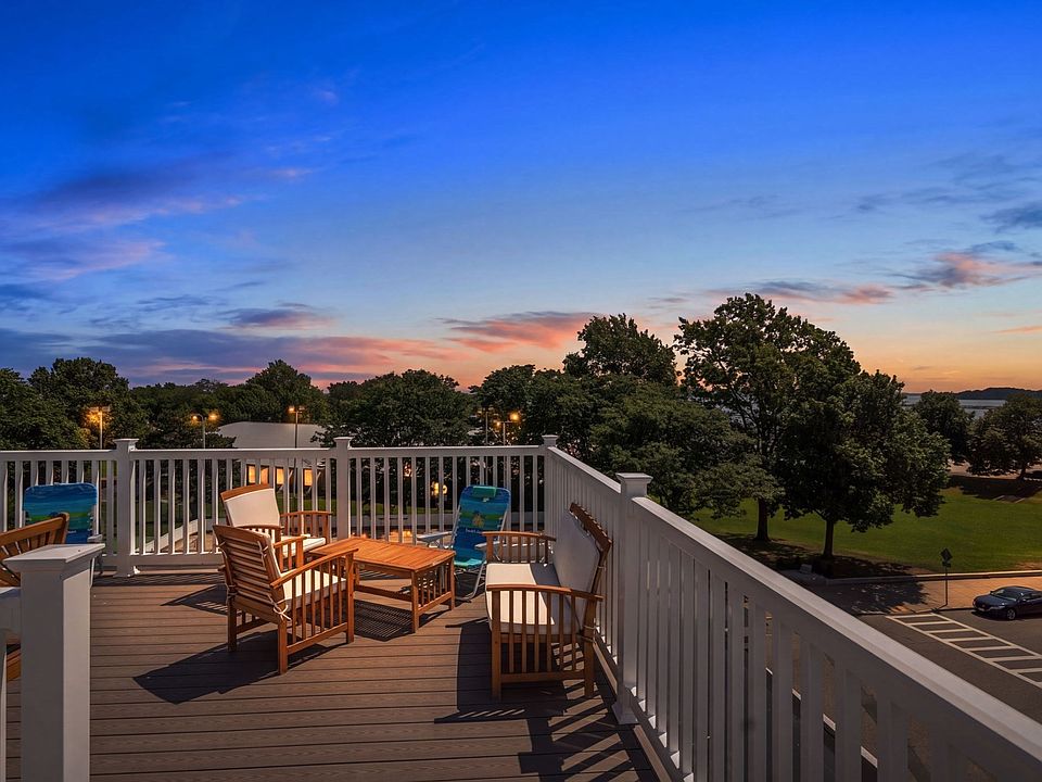 1st image of 41 Farragut Rd #1