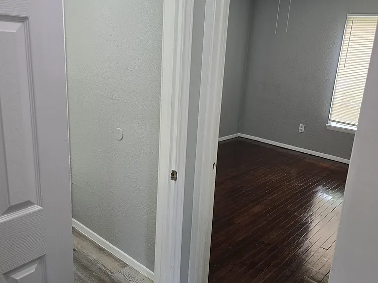 507 Mannington Dr — Photo 7