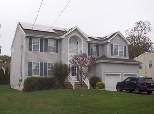 148 Bluejacket Ave, Manahawkin, NJ 08050