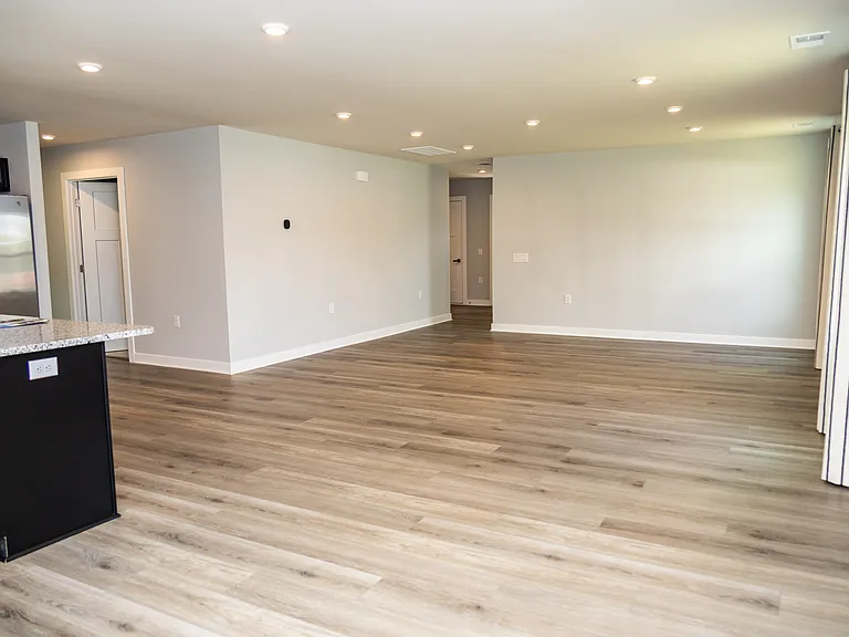 3093 Edgehill Dr — Photo 26