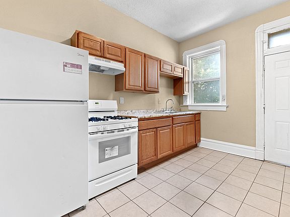 2nd image of 5130-5132 Kensington Ave