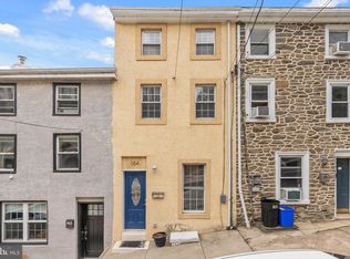 164 Grape St, Philadelphia, PA 19127