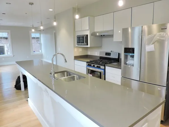 44 Bow St #3, Cambridge, MA 02138