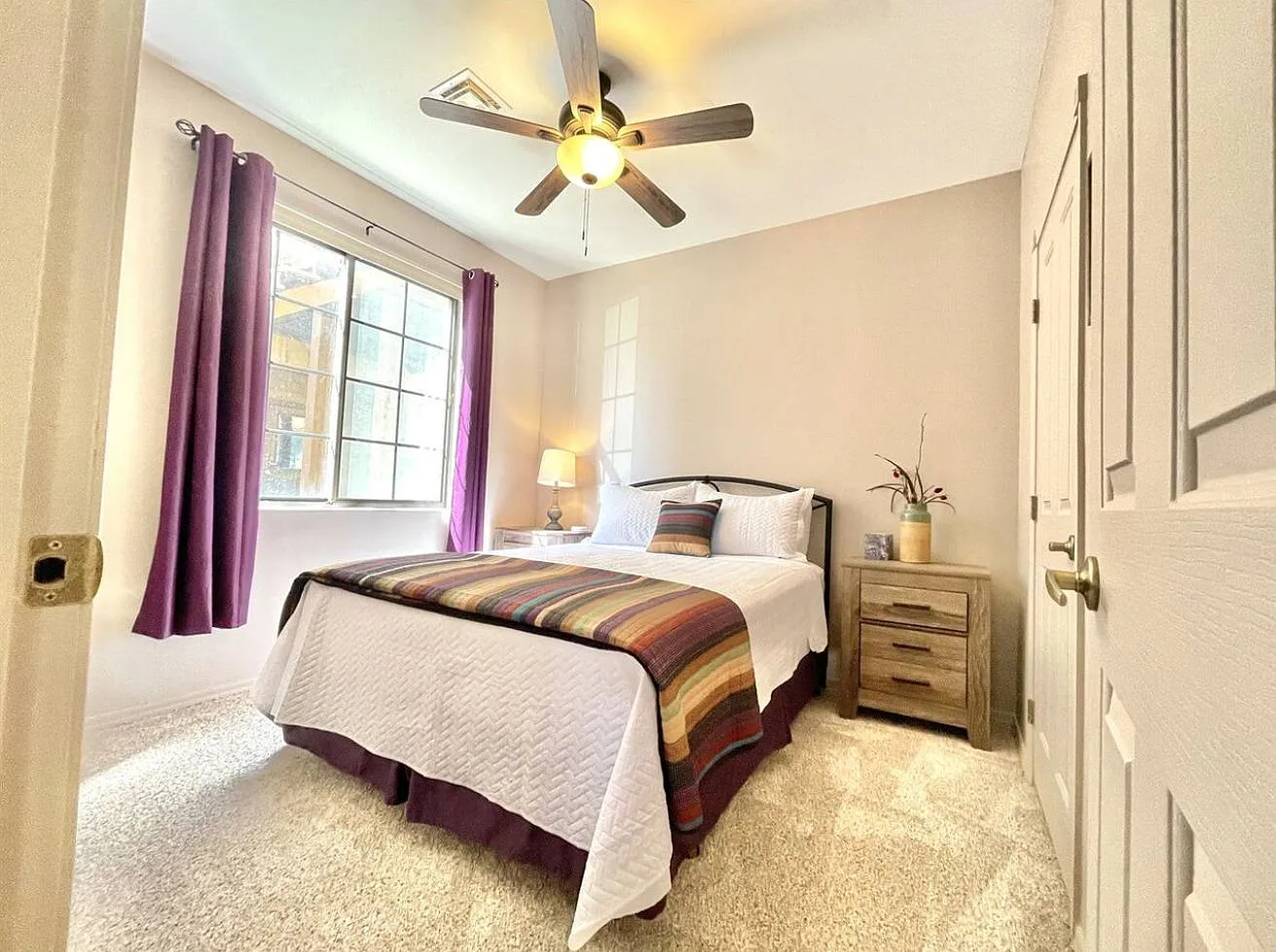 2 bed, 800 sqft, $2,400 — Photo 4