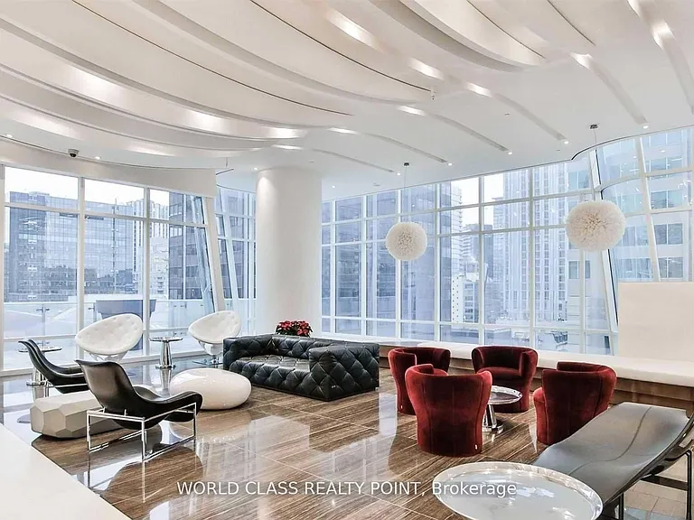 1 Bloor St E #1511 — Photo 37