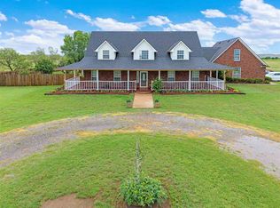 393 NW Logue Rd, Cache, OK 73527