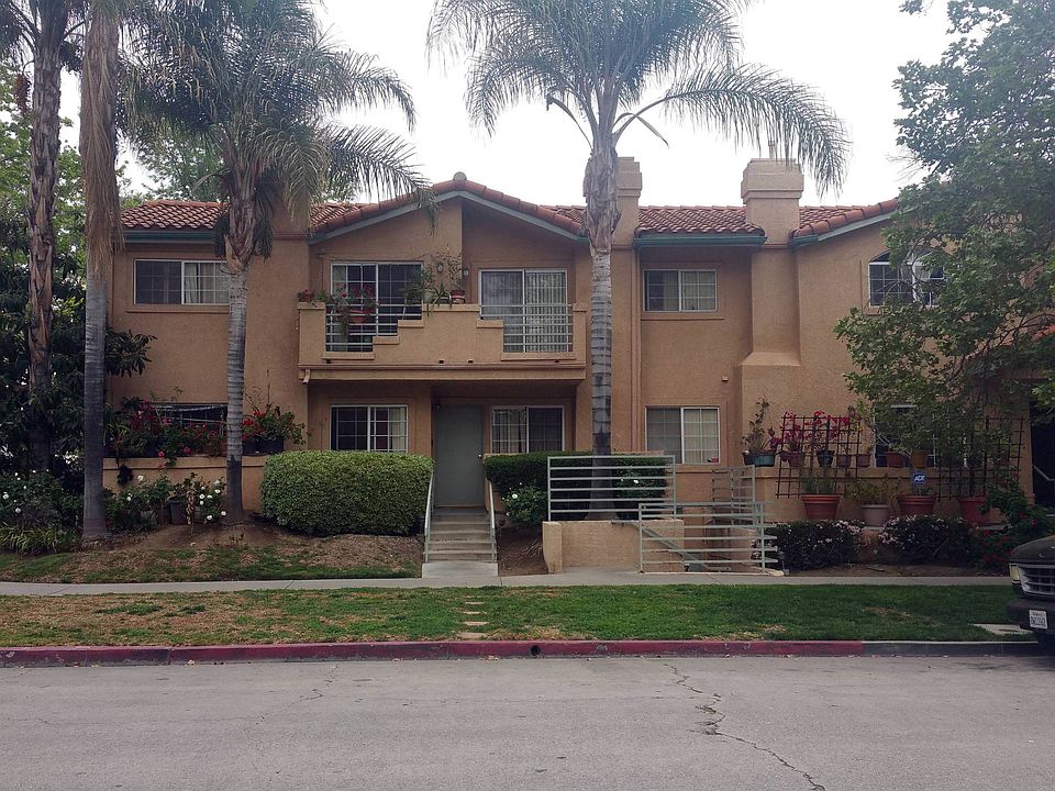 1st image of 7050 Vassar Ave Unit 19
