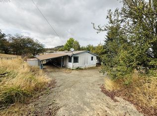 260 NE Darrell Ave, Winston, OR 97496