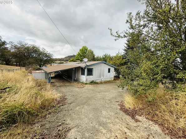 260 NE Darrell Ave, Winston, OR 97496