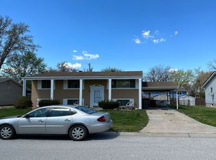 17 Saint Mark Dr, Saint Peters, MO