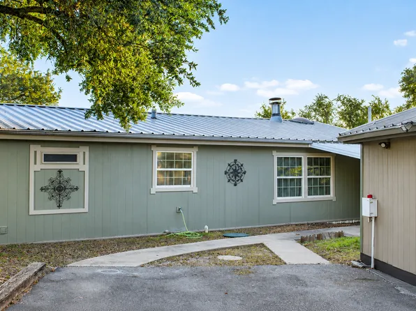 102 Crestview, Kingsland, TX 78639