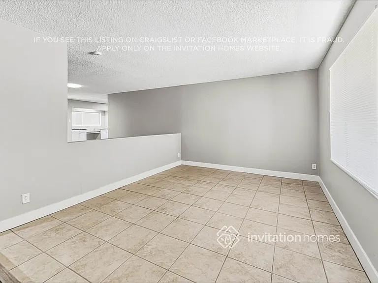 11219 N 41st Ave — Photo 5
