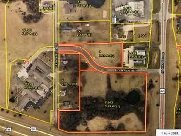 S Riverside Rd, Saint Joseph, MO 64507