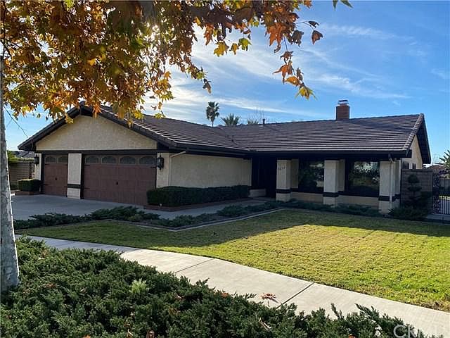 1st image of 2259 Bonnie Brae Ave