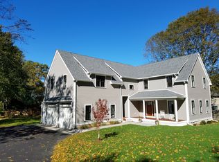 318 Old Marlboro Rd, Concord, MA 01742