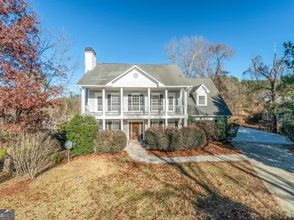 1715 Settindown Dr, Roswell, GA 30075