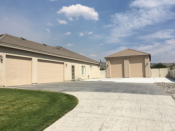 3rd image of 11620 Eagle Peak Dr