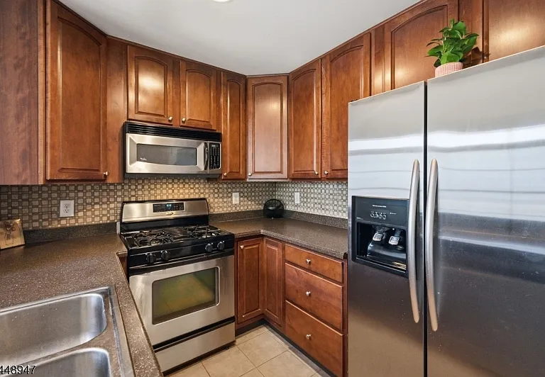 408 Donato Cir — Photo 18