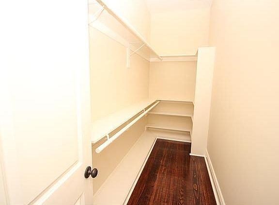 5th image of 2357 Saint Thomas St