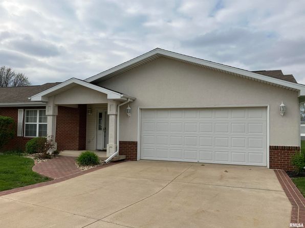 818 Sunset Dr, Kewanee, IL 61443