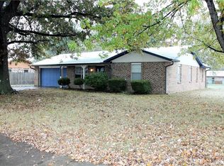 1301 Joye St, Springdale, AR 72762