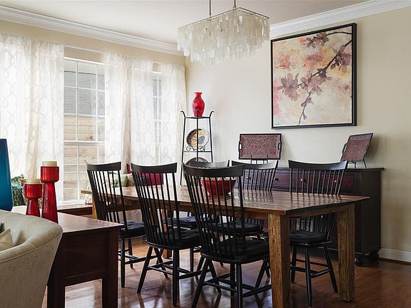 Dining are to become 2nd downstairs bedroom.