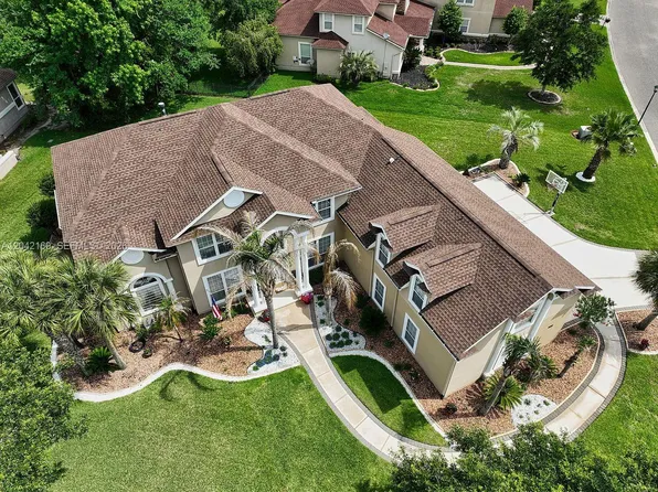 1642 Crooked Oak Dr, Gainesville, FL 32605