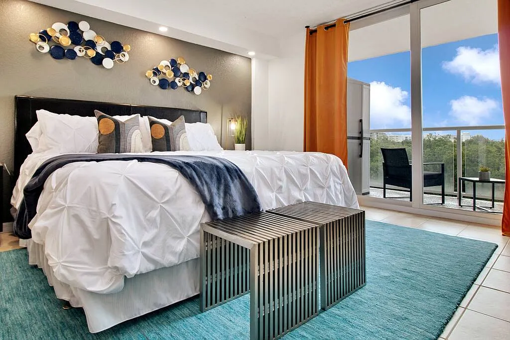 1 bed, $7,695 — Photo 3