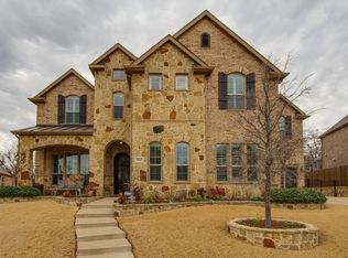 9821 Broiles Ln, Fort Worth, TX 76244