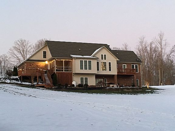 4th image of 190 Battle Creek Ct