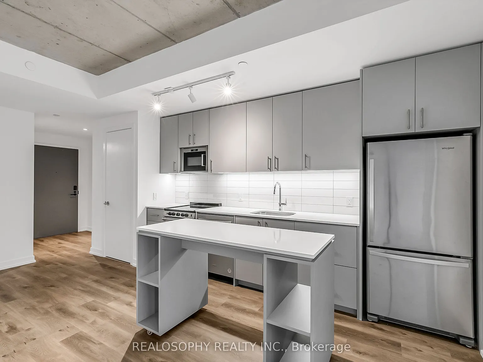 2 bed, $3,150 — Photo 3