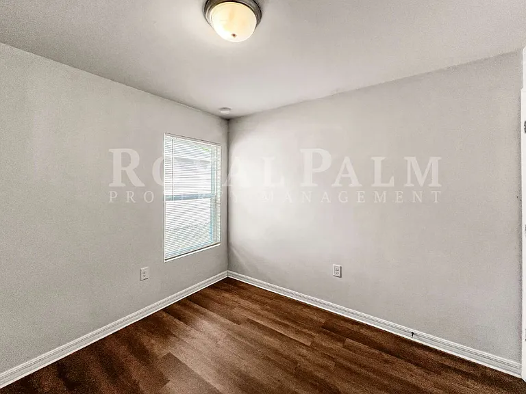 9177 Aegean Cir — Photo 32