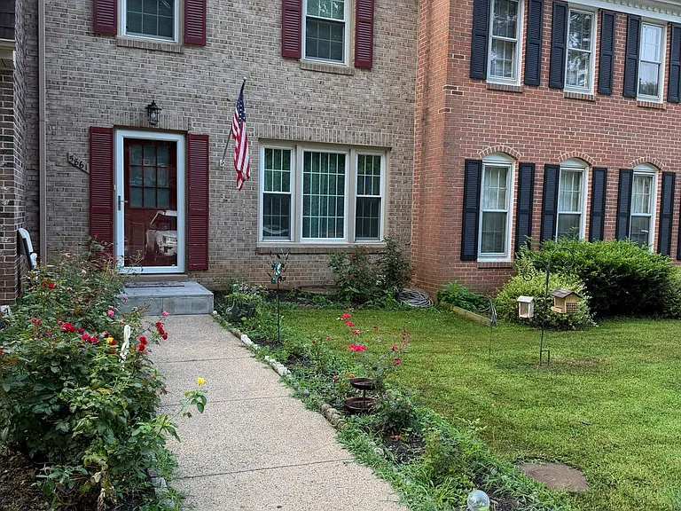 5861 Kara Pl — Photo 1
