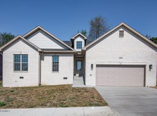 209 Summit Creek Dr, Elizabethtown, KY 42701