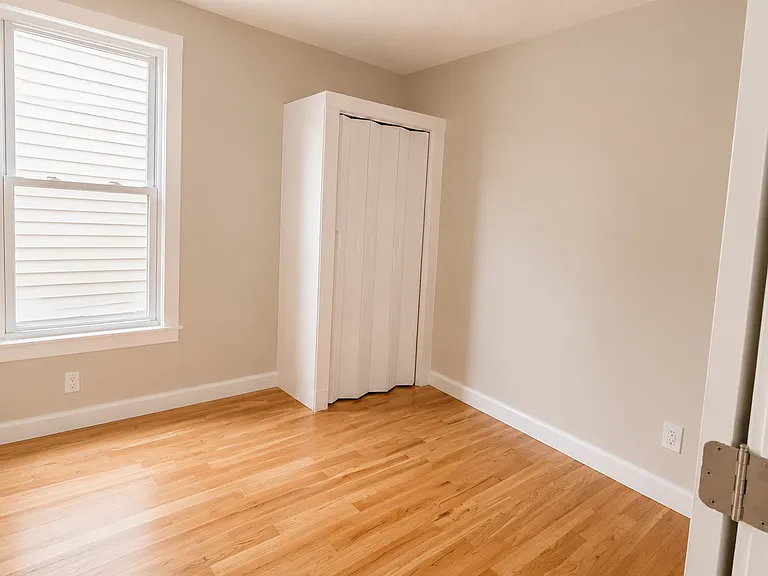 17 Elliott St #2 — Photo 9