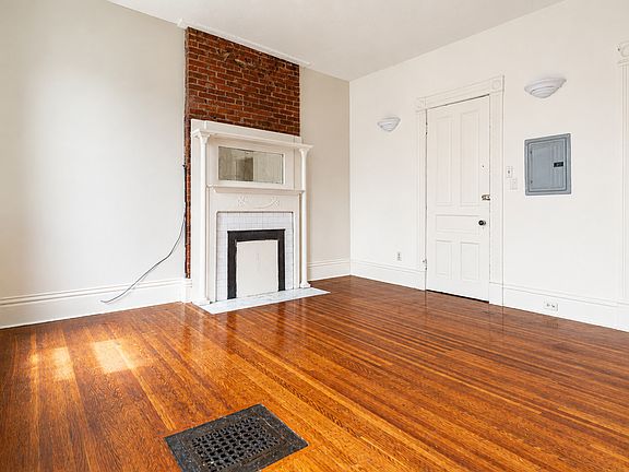 3rd image of 1503 S 4th St APT 2